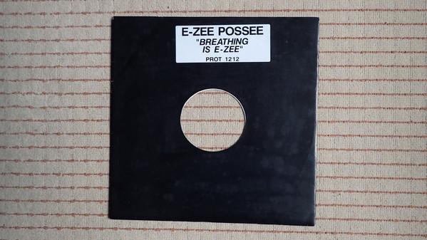 E-Zee Possee, Tara Newley - Breathing Is E-Zee