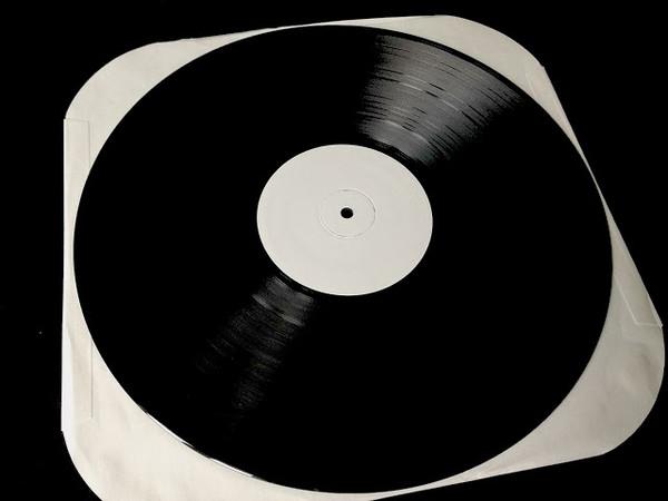 Hand's Burn, Michel Lombert - Hands Burn VS Michel Lombert - Sound Shot
