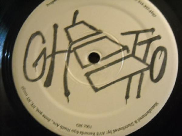 Raw Junkies - Turn Up The Radio